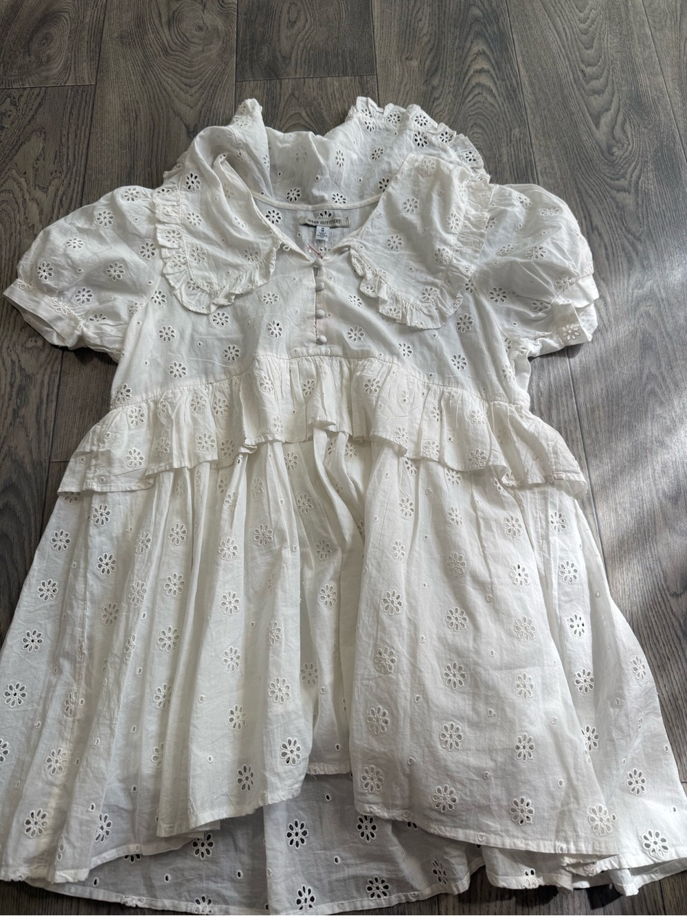 Urban Outfitters Ivory Eyelet Ruffle Top Size M